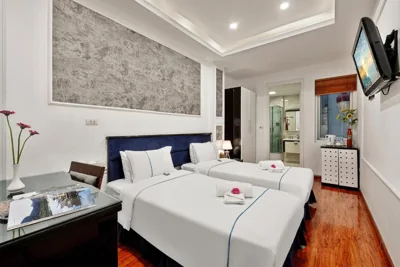 Deluxe Double or Twin Room — Golden Sun Hotel